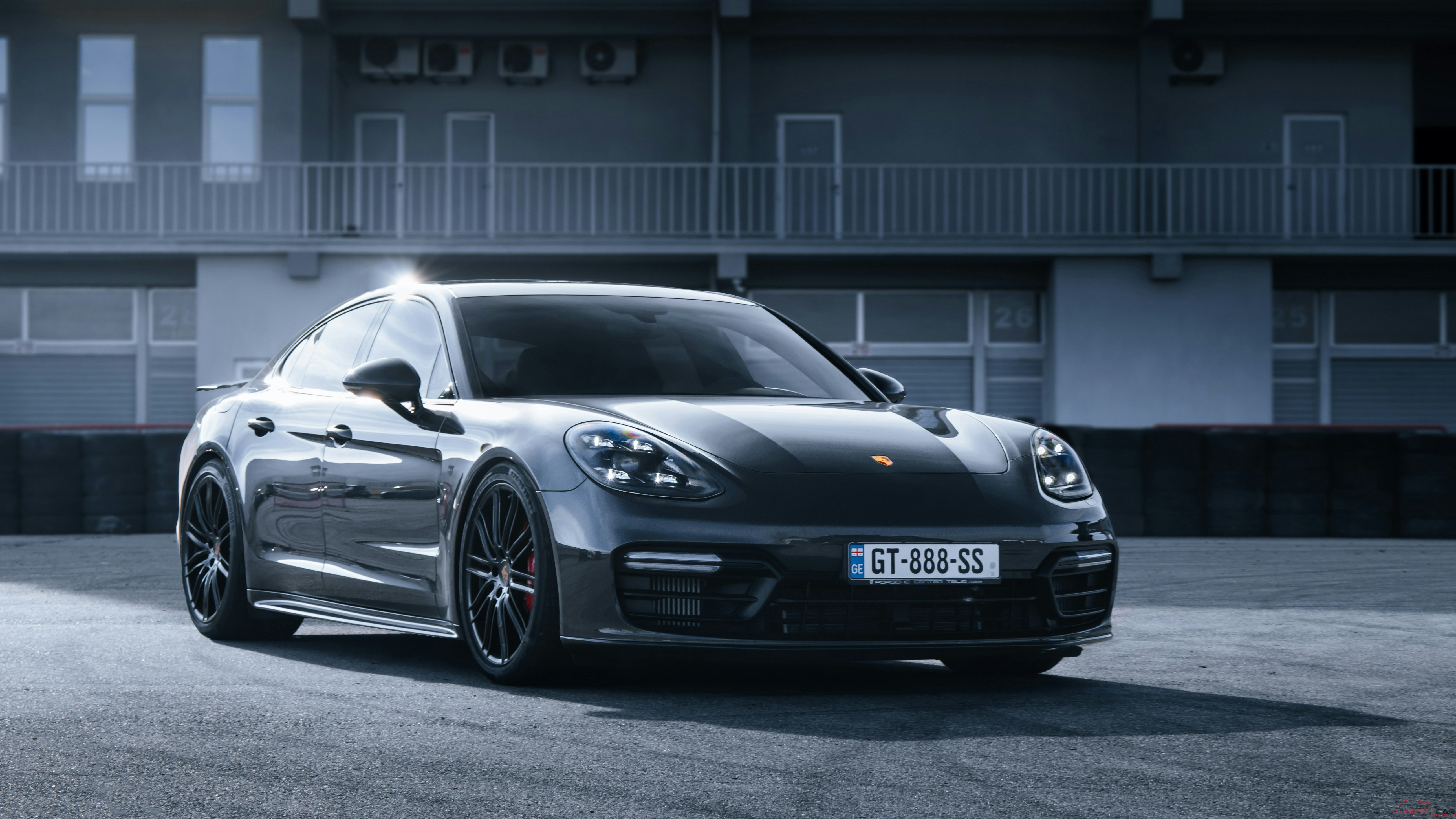 Porsche 911 Turbo: Iconic Performance and Luxury